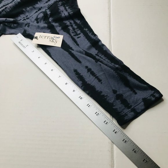 Terra And Sky Women's Size 2X 20W-22W V-Neck Twist Side Brushed Long Sleeve Top - Picture 11 of 15